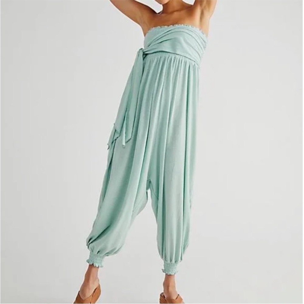 Elegant Strapless Jumpsuit in Mint Green